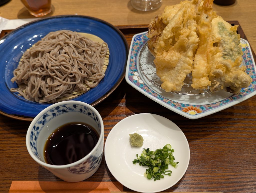 季節の天ぷら蕎麦