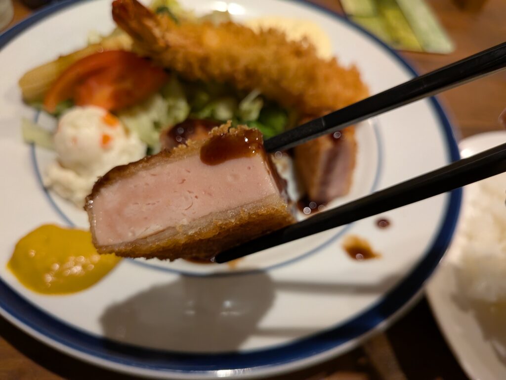 厚切りハムカツ