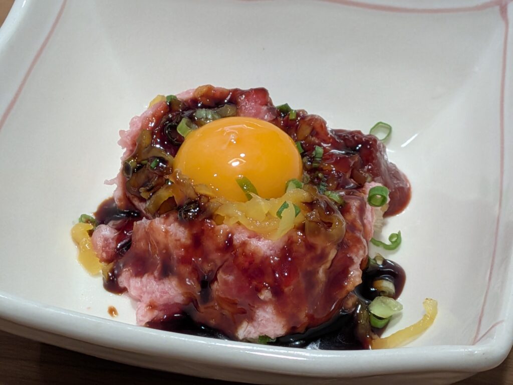 とろたくユッケ風