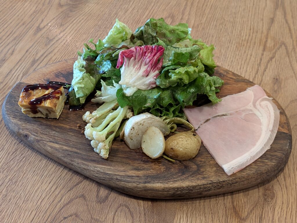 前菜盛り合わせ